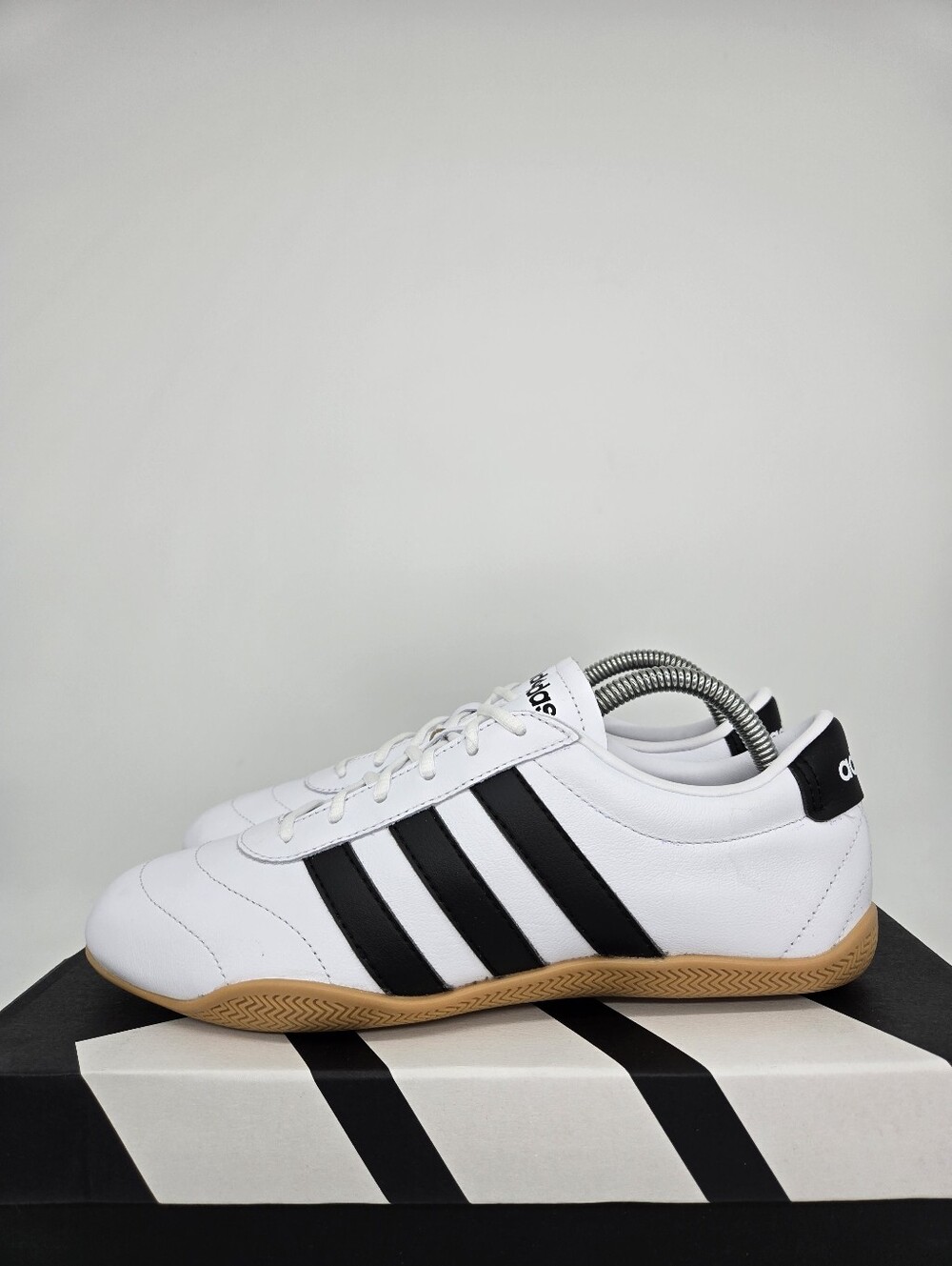 adidas Women's Grand Court Lo JQ9688 Cloud White Core Black Shoes Size 8.5